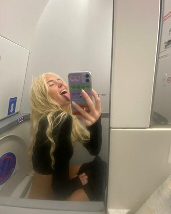 Haleyandersn / Holaputas Nude Leaks OnlyFans Photo 11