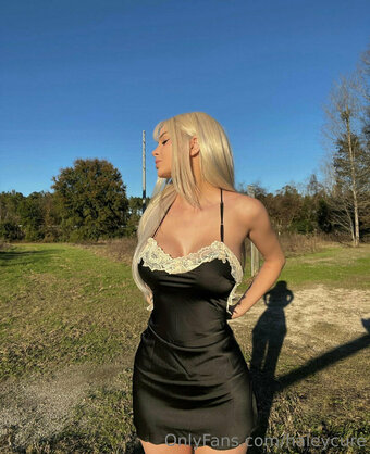 haleycure Nude Leaks Photo 13