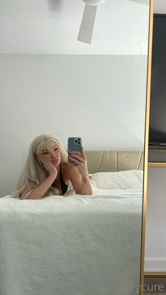 haleycure Nude Leaks Photo 14