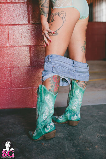 Haleyhellian / hailey_hellion / thehaleyryder Nude Leaks OnlyFans Photo 19