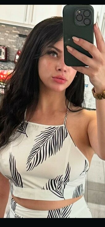 Half.foreign / half.pint69 / halfforeign Nude Leaks OnlyFans Photo 4