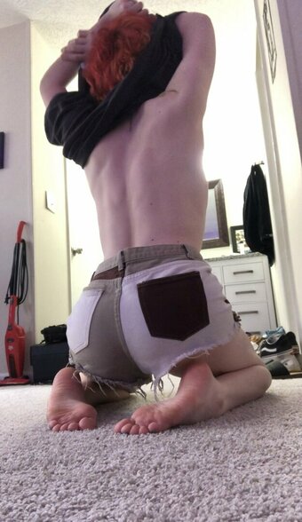 halfdeaddummy / bongodenkirk / helleboreheart / jellyponds Nude Leaks OnlyFans Photo 10