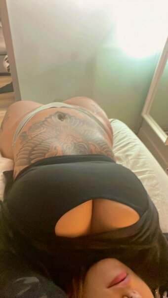 halfvietbarbie Nude Leaks OnlyFans Photo 4