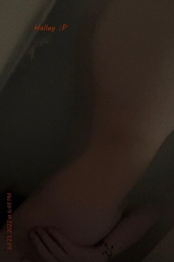 Halley / Halley2364 / WeirdGirl2364 / halleylove / halleyvalley Nude Leaks OnlyFans Photo 1