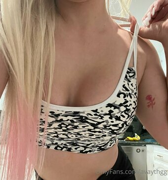 Haniimae / Ava Mae / hanii.mae Nude Leaks OnlyFans Photo 12