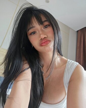 Hanmade / Hannah Nguyen / https: / itsbananappeal / xhannahbella Nude Leaks Photo 2