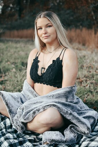 Hannah Bourque / Katelynn / doseofkatelynn / itshannahbourque / itskatelynnn Nude Leaks OnlyFans Photo 3