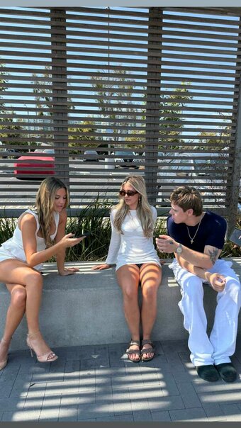 Hannah Fields Nude Leaks Photo 13