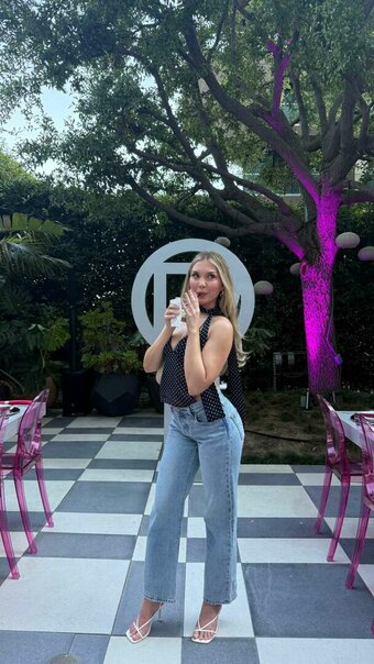 Hannah Fields Nude Leaks Photo 14