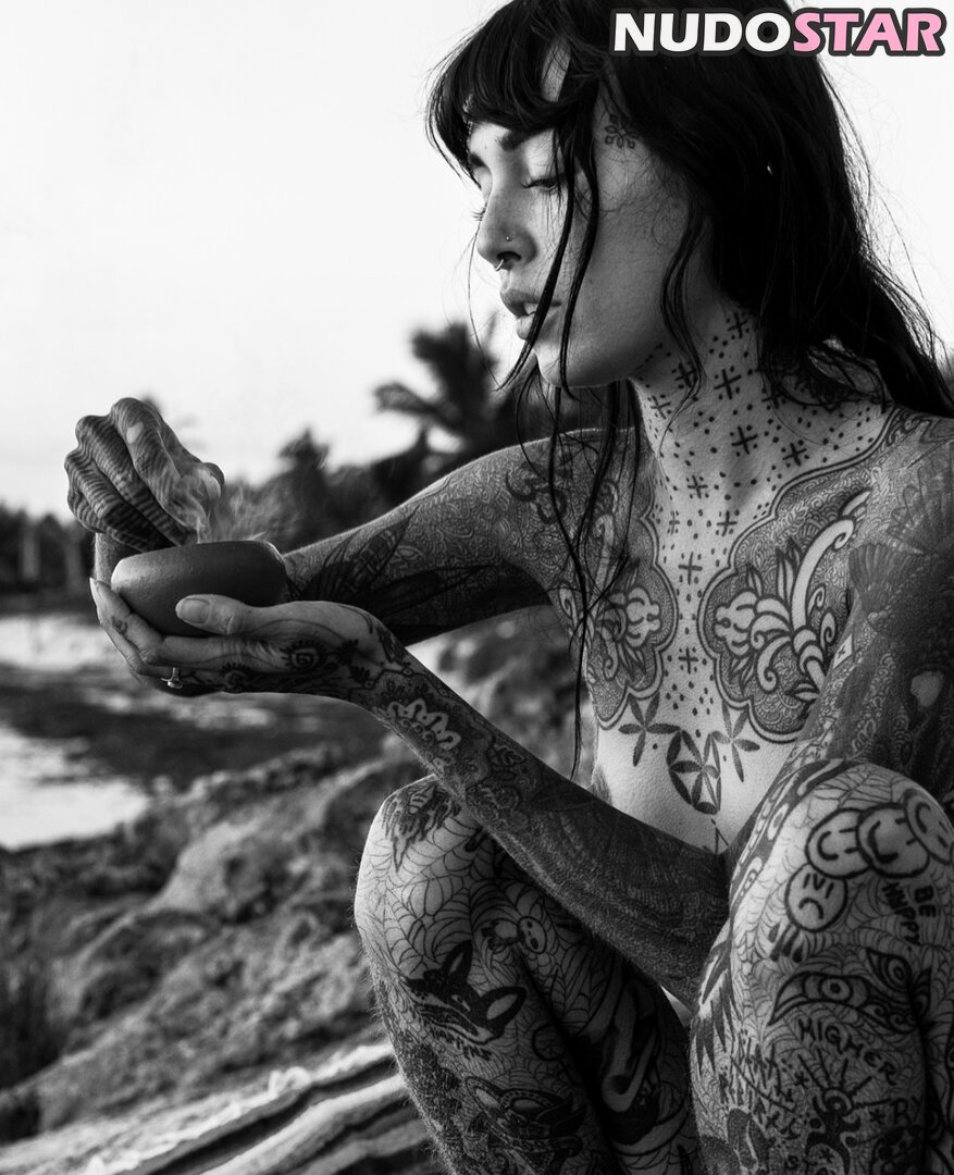 Hannah Pixie Snowdon  hannahpixiesnow Nude Leaks Photo 1 - NudoStar