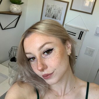 Hanner Nude Leaks Photo 4