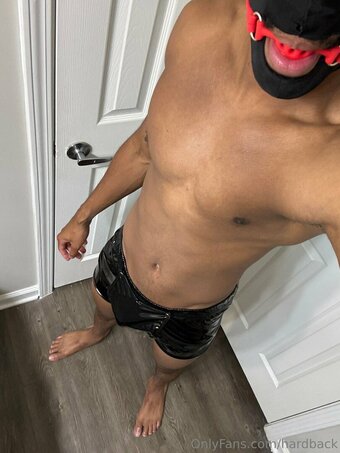 hardback Nude Leaks Photo 17