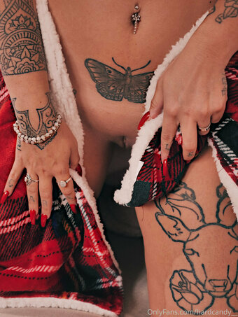 Hardcandy / QIQI Nude Leaks Photo 12