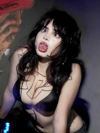 harmless.light / Hannah Nude Leaks Photo 24