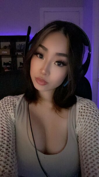 Harmonee Yang / harmoneeyang Nude Leaks Photo 11