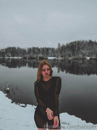 hateper Nude Leaks Photo 6