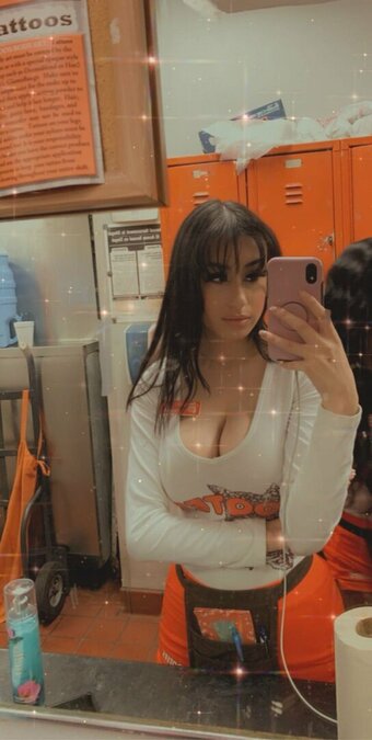 Hazedee / hazeydee / vee_hazey Nude Leaks OnlyFans Photo 17