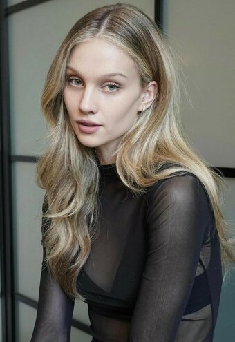 Hazel Graye / hazelgraye Nude Leaks OnlyFans Photo 4