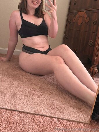 hazel.nuts / hazelgalx Nude Leaks OnlyFans Photo 18