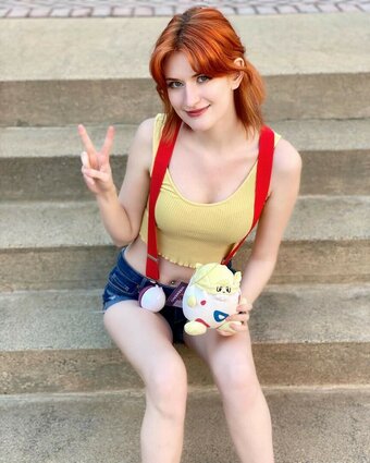 HazelFig / HazelFigCos / hazelfigcosplay / honeyfig1 Nude Leaks OnlyFans Photo 13