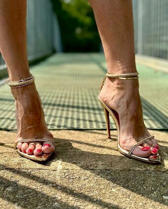 heelsofmine / heelsmine Nude Leaks OnlyFans Photo 4