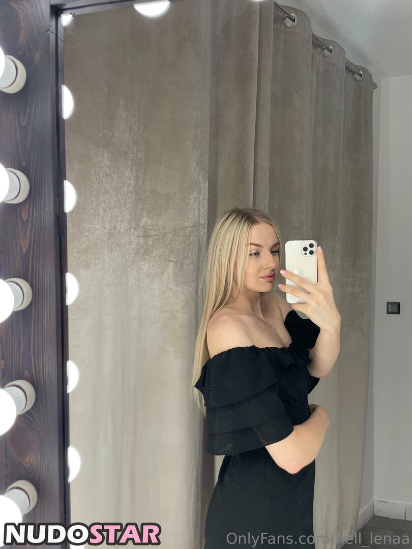 hell_lenaa's defiant expression in nudity