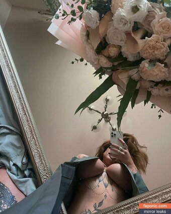 Hell Voron / Olga Voronina / olgchkmrv Nude Leaks Photo 2