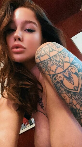 Hell Voron / Olga Voronina / olgchkmrv Nude Leaks Photo 15