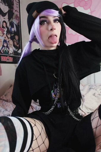 hell0kittyglock / _faeriebb / f.oxbaby Nude Leaks Photo 5