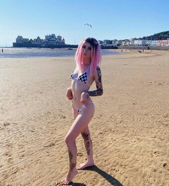 hell0kittyglock / _faeriebb / f.oxbaby Nude Leaks Photo 8