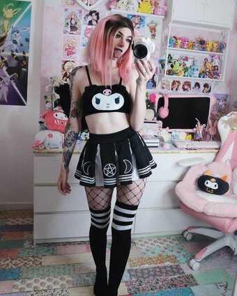 hell0kittyglock / _faeriebb / f.oxbaby Nude Leaks Photo 11
