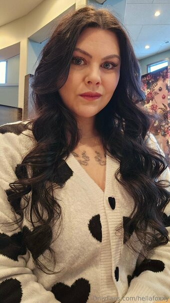 hellafoxxy Nude Leaks Photo 4