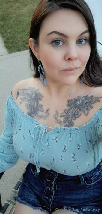 hellafoxxy Nude Leaks Photo 27
