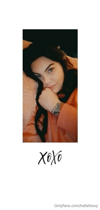 hellafoxxy Nude Leaks Photo 28