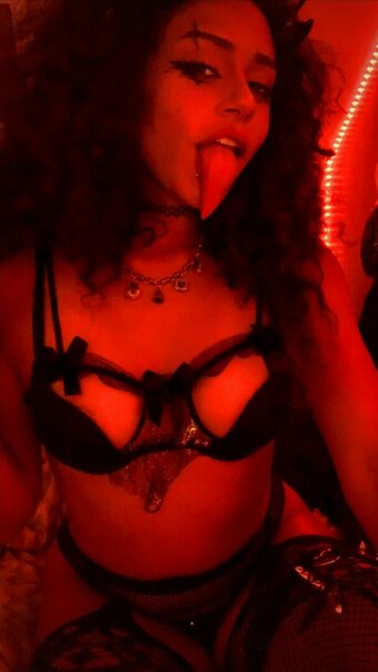 Hellazebra / alorgao.io / alorgao.vip / zebrahella Nude Leaks OnlyFans Photo 2