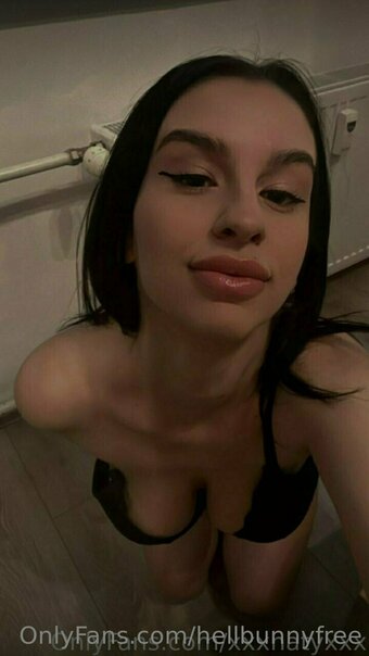 hellbunnyfree Nude Leaks Photo 17