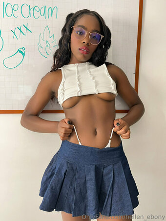 hellen_ebony Nude Leaks OnlyFans Photo 24