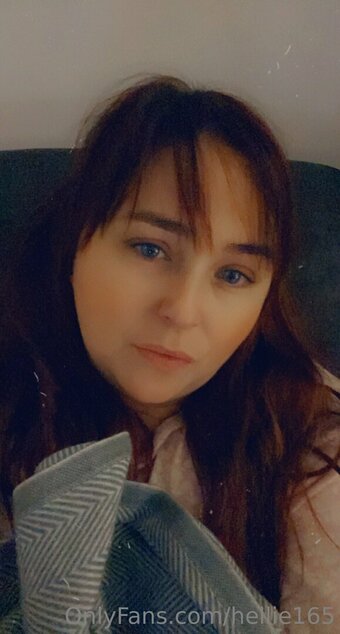 hellie165 Nude Leaks Photo 3