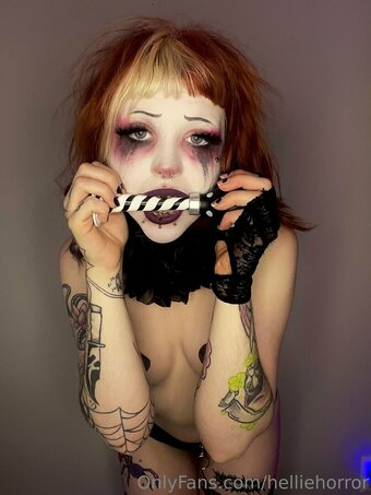 Helliehorror Nude Leaks OnlyFans Photo 26