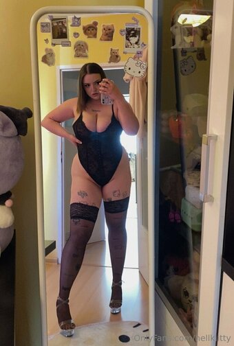 hellkiitty Nude Leaks OnlyFans Photo 7