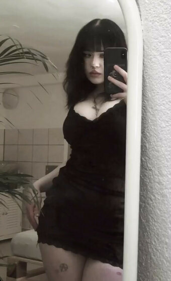 Hellok1ttyslvt Nude Leaks Photo 12