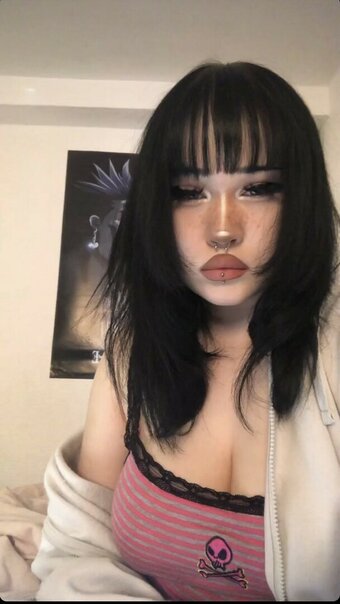 Hellok1ttyslvt Nude Leaks Photo 15