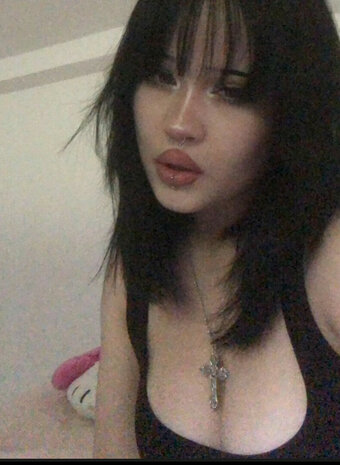 Hellok1ttyslvt Nude Leaks Photo 26