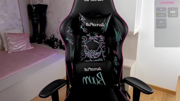 HelloKittyAlice / 582127568 / hkjunkiebelle Nude Leaks OnlyFans Photo 3