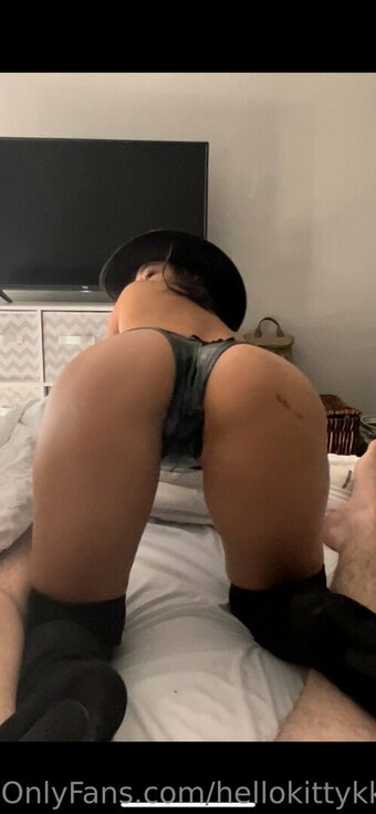 hellokittykk Nude Leaks Photo 20