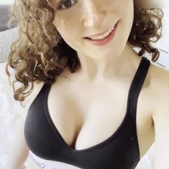 hellokittysara Nude Leaks Photo 14
