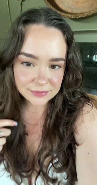 hellsbelllllls Nude Leaks Photo 21