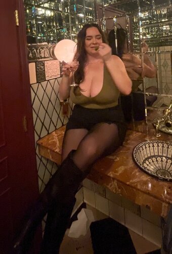 hellsbelllllls Nude Leaks Photo 27