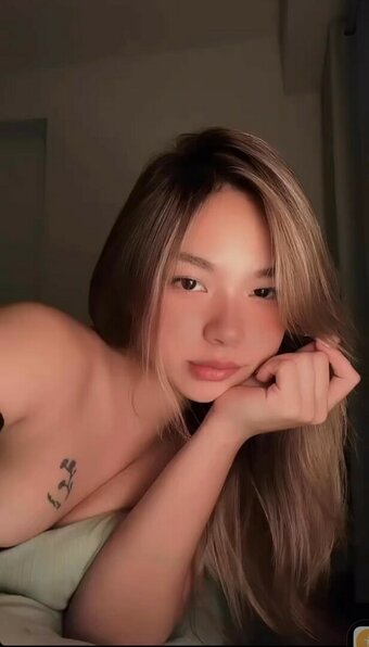 hersafiz / yesikasaenz Nude Leaks OnlyFans Photo 3