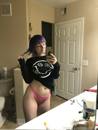 hexgirlfree Nude Leaks Photo 16